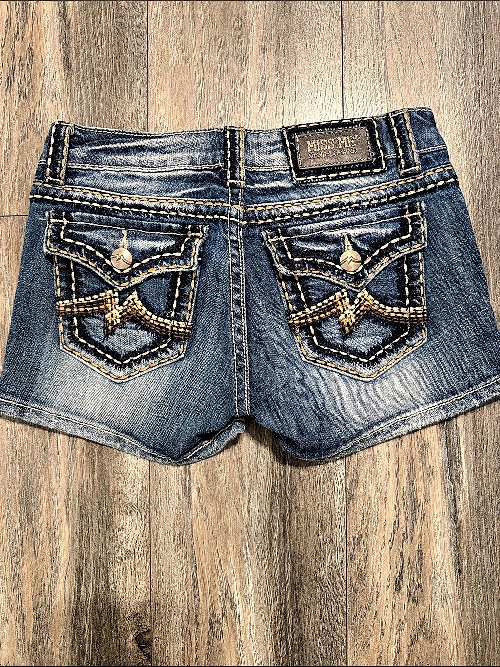 Miss Me JPD012SH Embellished Denim Jean Shorts Blue Waist 28